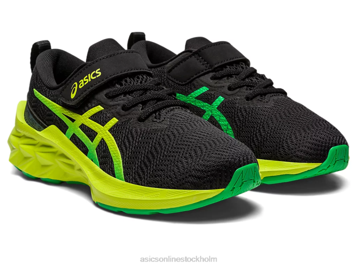 Asics novablast 2 förskola barn D6D04224 svart/limeskal
