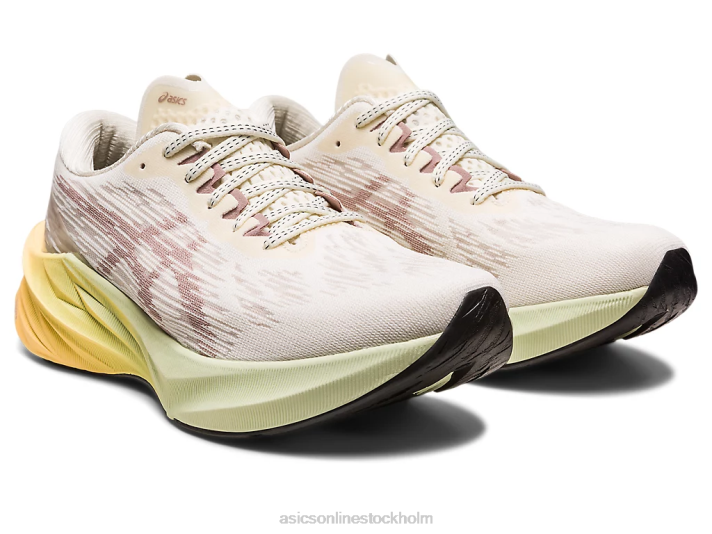 Asics novablast 3 kvinnor D6D02870 grädde/fawn