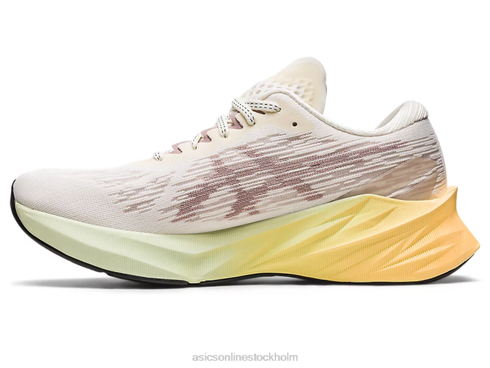 Asics novablast 3 kvinnor D6D02870 grädde/fawn